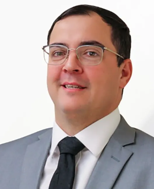 Hospital promotes Toft to be new CEO