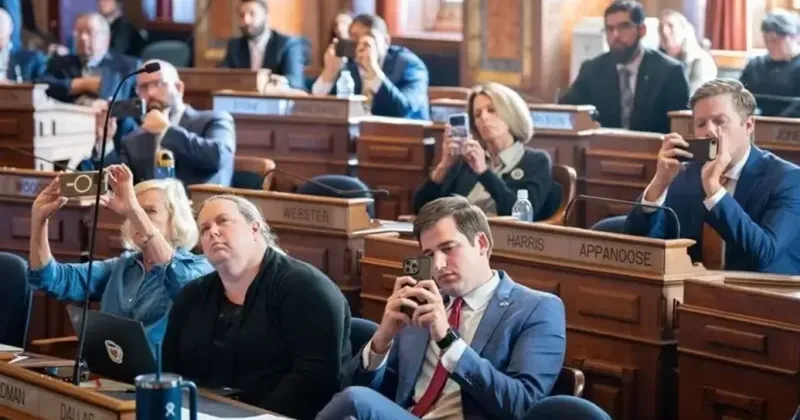 At $777,000 per job, will Iowa's offer for a steel plant pay off?