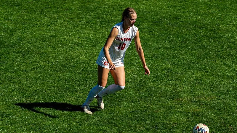 Dutch women's hot soccer start continues