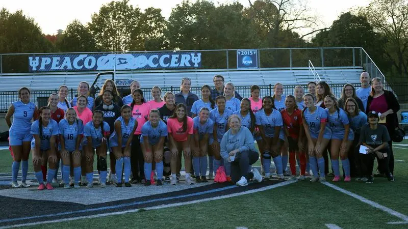 Peacocks come up short against Bulldogs on Faculty Appreciation Night