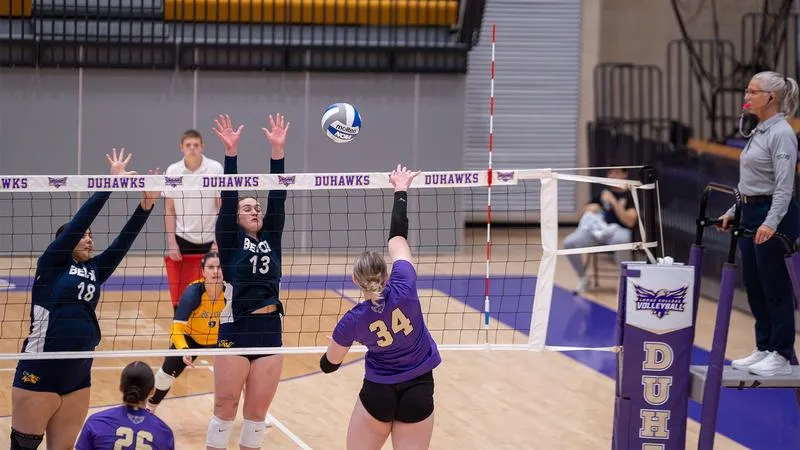 Duhawks Drop Conference Opener to Simpson