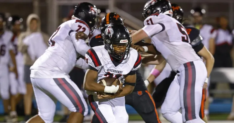 High School Football Metro Capsules: Oct. 9, 2026