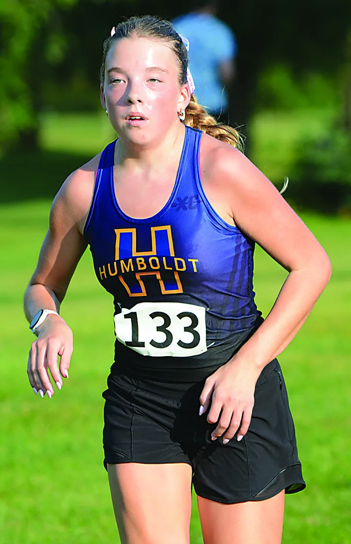 HHS girls win title at Pocahontas, boys 6th