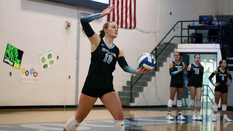 Conger and Bystol post career-highs as Peacocks nearly upset Rockhurst
