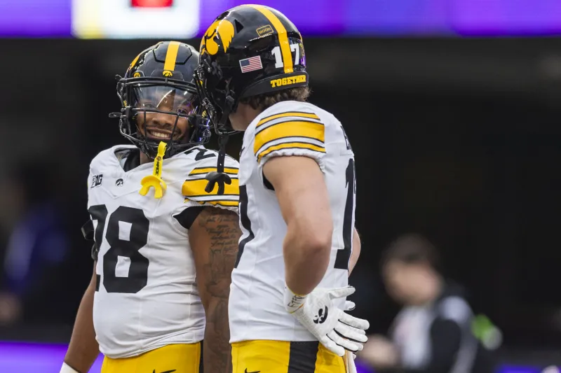 Kamari Moulton runs wild out West