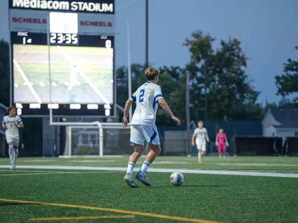 Drake Drops Road Match at Falcons, 3-1