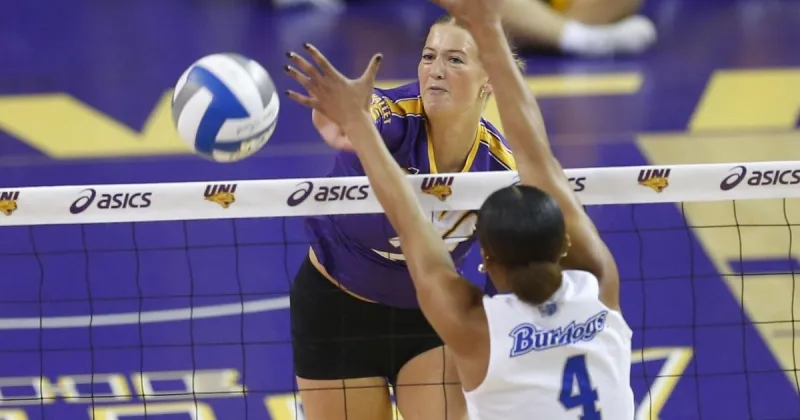 COLLEGE VOLLEYBALL: UNI's Hartman MVC Player of the Week