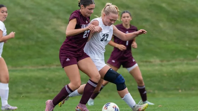 Grinnell women's soccer has strong 2nd half in loss to 15th-ranked Eagles
