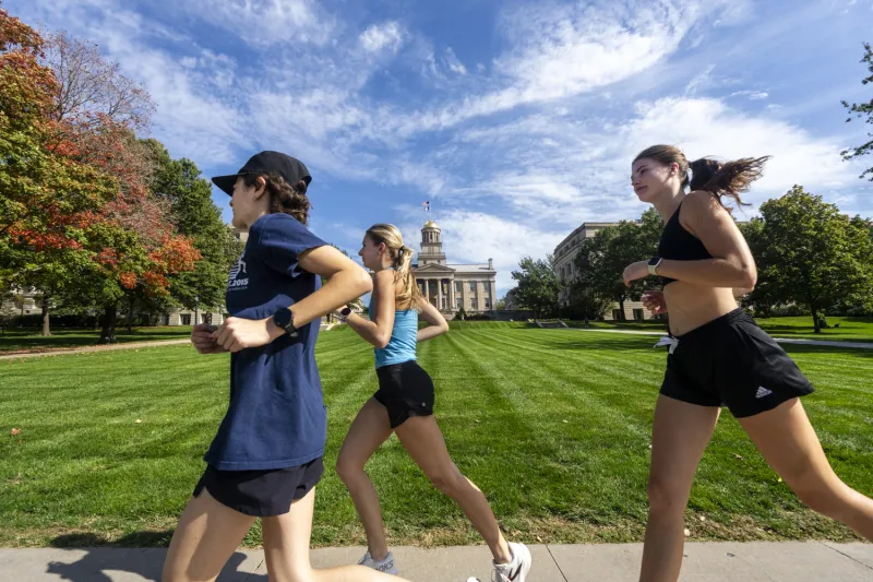 Running culture in Iowa City expands through various fitness clubs