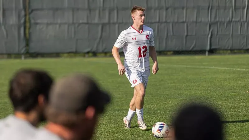 Dubuque overcomes Central in men's soccer match