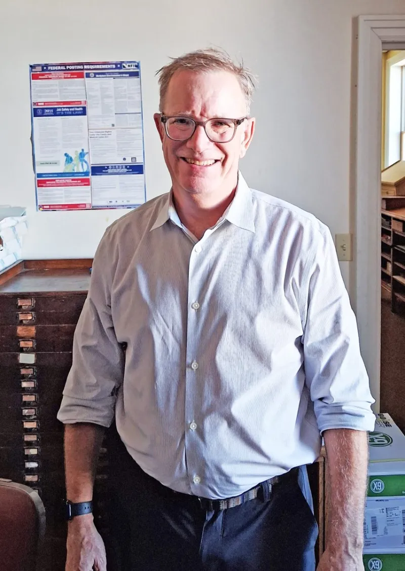 Democrat treasurer nominee makes stop