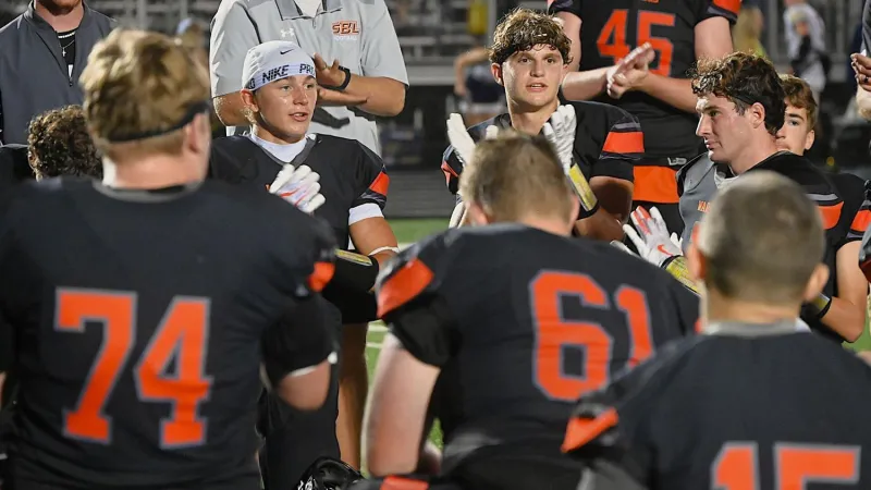 Where Siouxland football teams stand in their districts