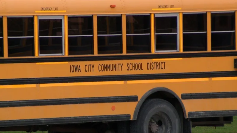 Iowa City school board expands budget review committee to study all school boundaries
