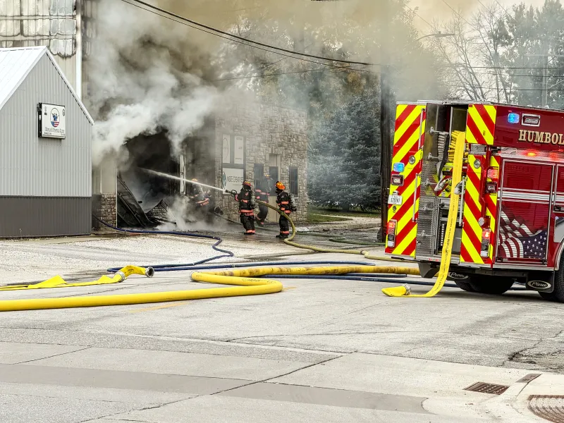 Fire erupts in downtown Humboldt