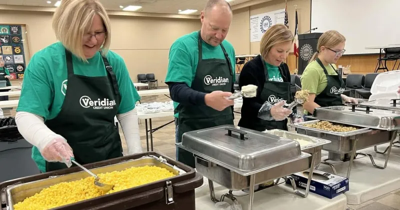 Registration open for Mike and Leona Adams free Thanksgiving dinner event