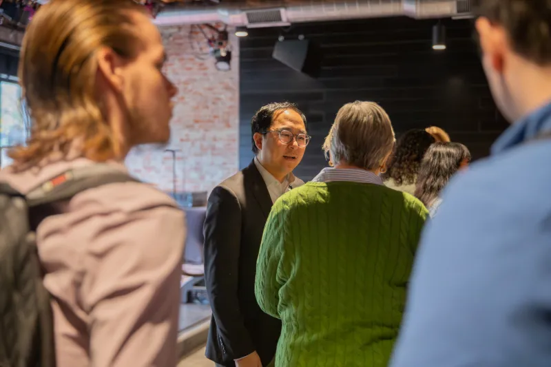 Andy Kim rallies UI students, community for final early voting push