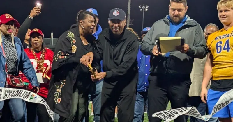 Davenport honors NFL legend Roger Craig with stadium naming ceremony