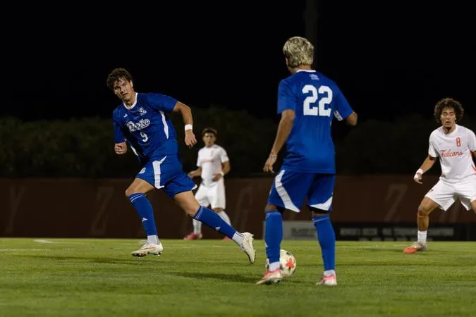 Men's Soccer Preview: Western Michigan & Omaha