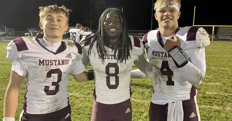 Shenandoah battles through adversity with stellar running attack to earn road win