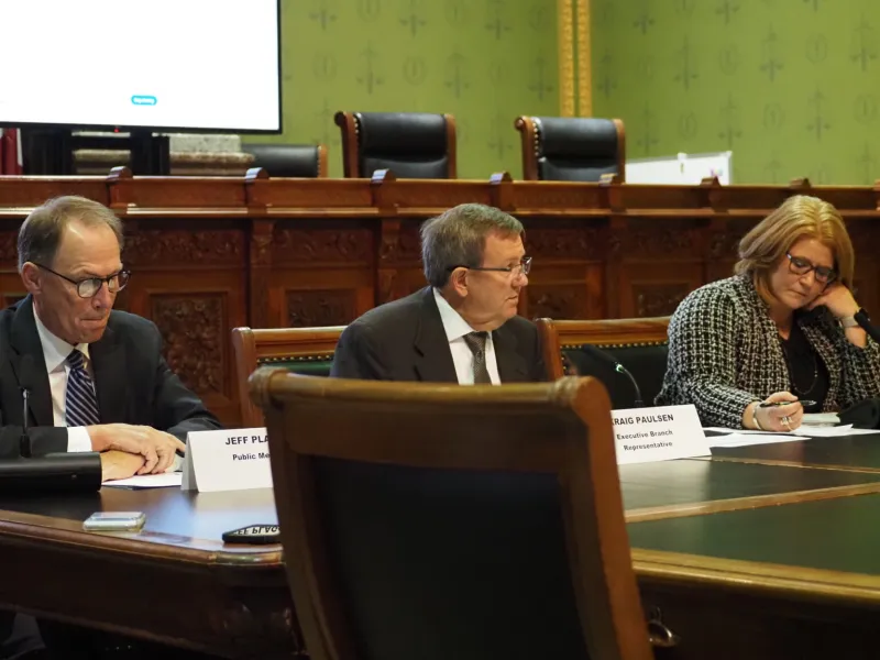 Iowa projected to collect more revenue, but billion-dollar budget deficit remains