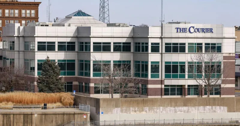 Waterloo council to consider city hall bid, buying building for police lab Monday