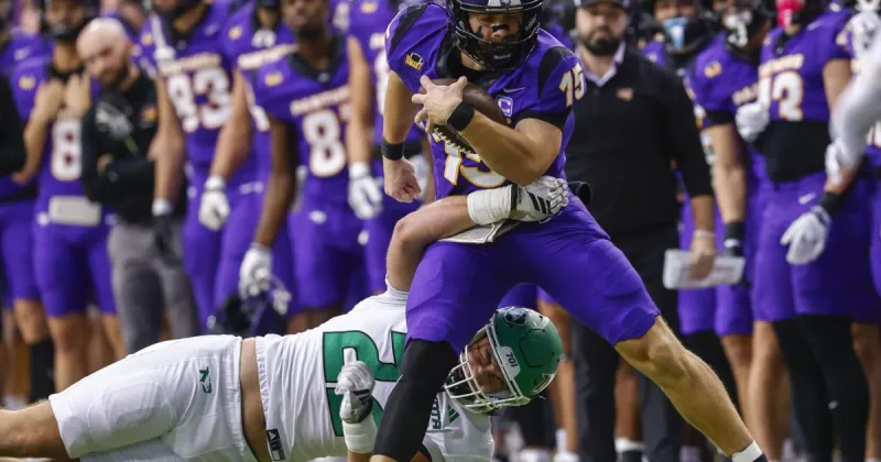 COLLEGE FOOTBALL: UNI kept swinging after early struggles