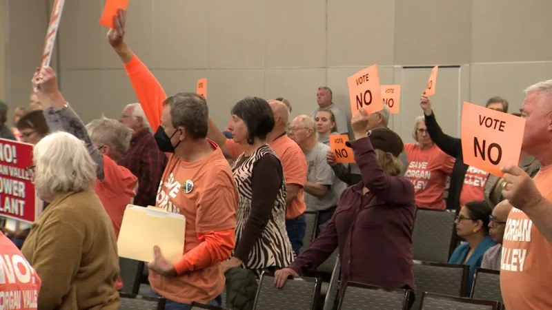 Alliant Energy rezoning request heads to Linn County supervisors after commission deadlock