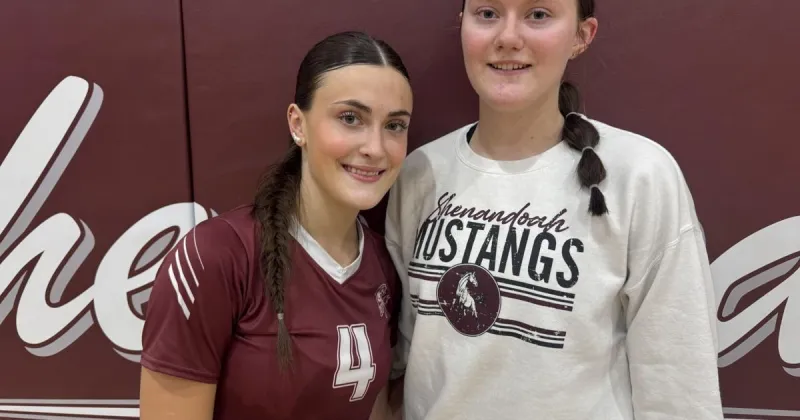 Shenandoah shakes off tough first set to beat Clarke, advance to regional semifinal