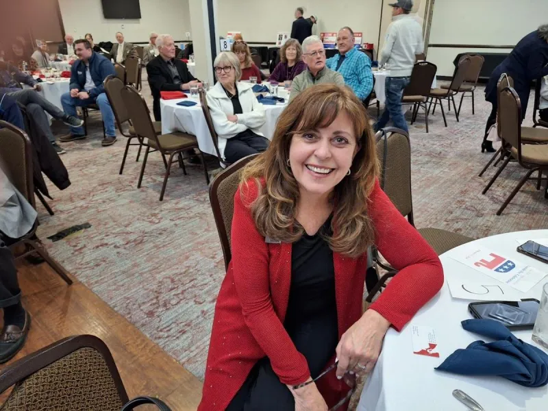 Republicans Need another Two Years of Dorothy Moon