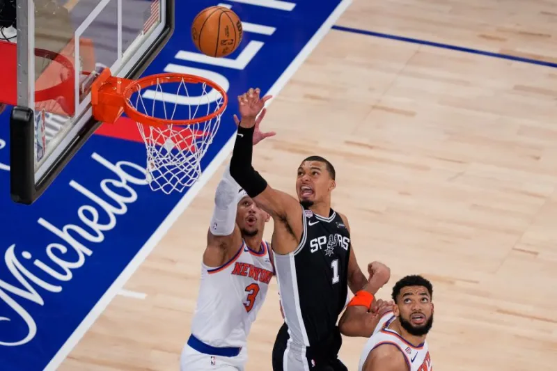 Knicks and Spurs set for Game 4 of an NBA Finals that have belonged to the road teams