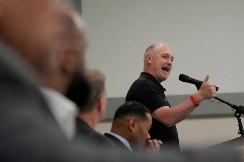 Texas Tech defends playing QB Brendan Sorsby amid gambling addiction, says 'it's not murder'