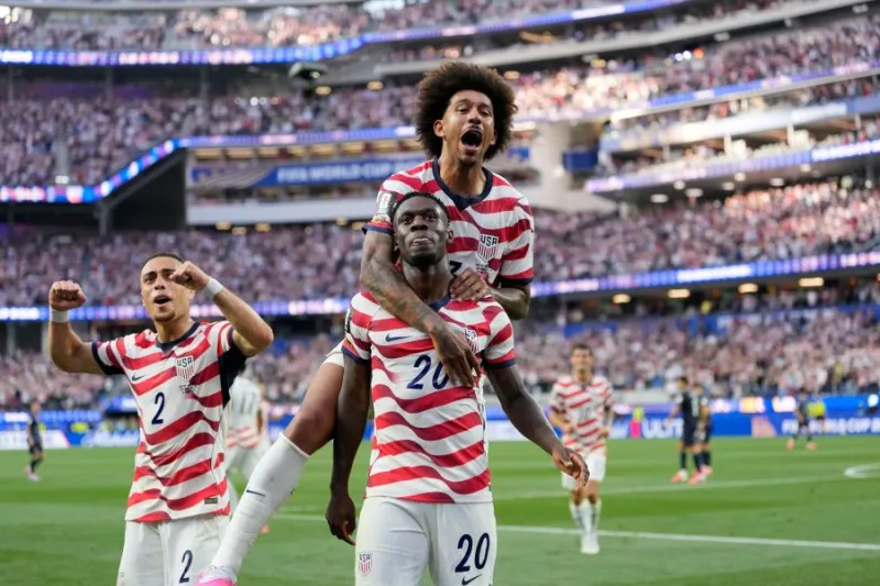 US opens its home World Cup with a dynamic 4-1 victory over Paraguay, sparked by Balogun's 2 goals
