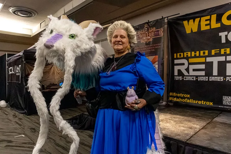A fan getaway: Retro-X brings community together to celebrate multiple fandoms