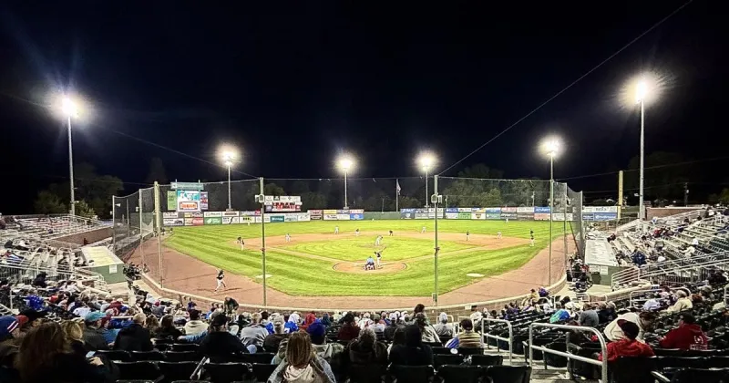 Rain cuts Chukars' comeback hopes short in 18-12 loss