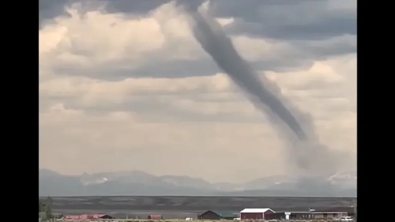 CAUGHT ON CAMERA: Massive landspout swirls over Wyoming field