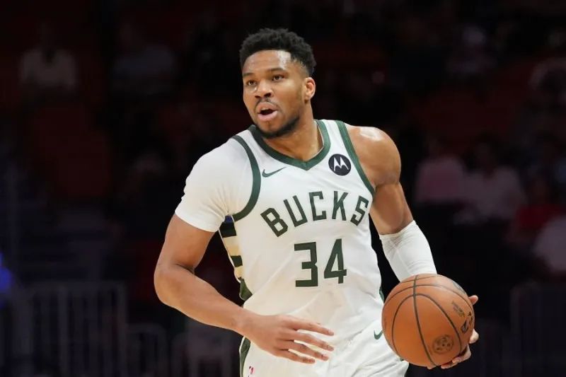 Giannis Antetokounmpo getting traded to Heat in blockbuster deal, AP source says