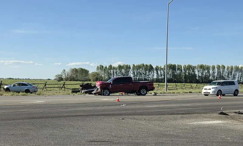 Coroner identifies woman who died in crash near Iona
