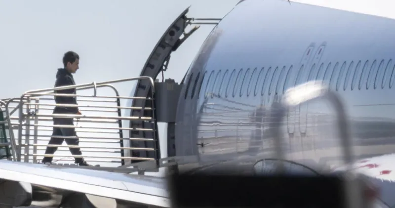 Official count of ICE flights lower than political group's reporting