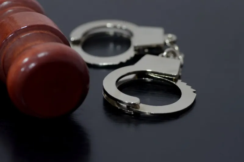 Man arrested after girl reports alleged explicit messages, deputies say they found child sex abuse material