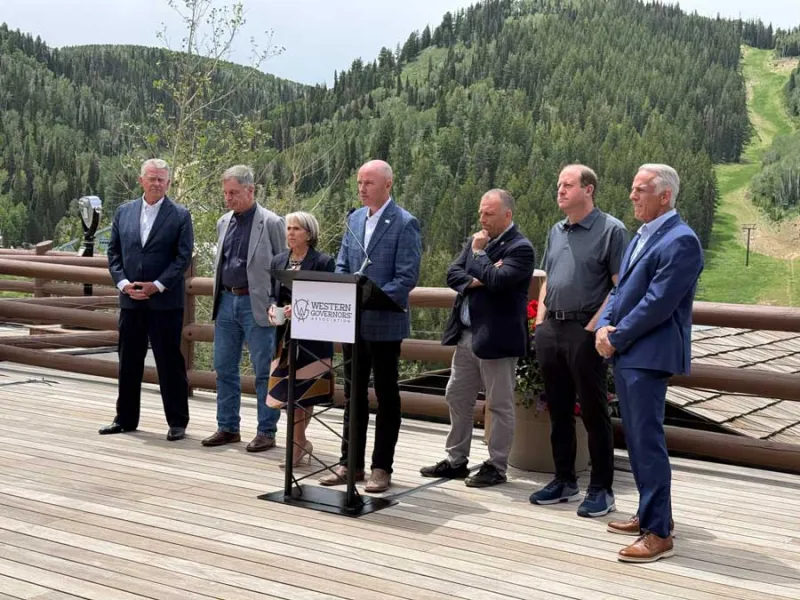Western governors establish multi-state task force to update the region's transmission lines