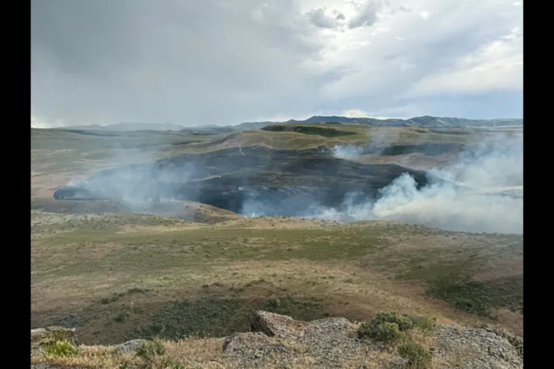 Ammon foothills fire burns 100 acres, cause of fire under investigation