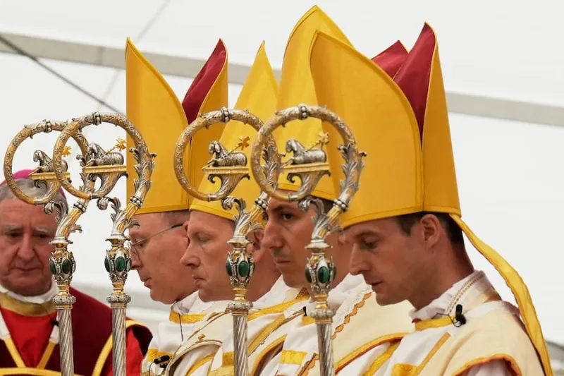 Vatican excommunicates schismatic bishops and priests, and warns their followers
