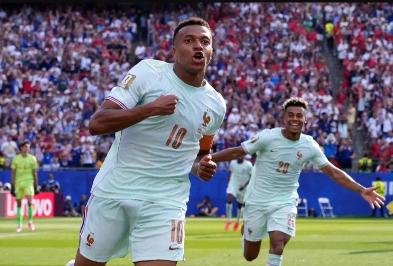 France books a spot in the World Cup semifinals with a convincing 2-0 win over Morocco