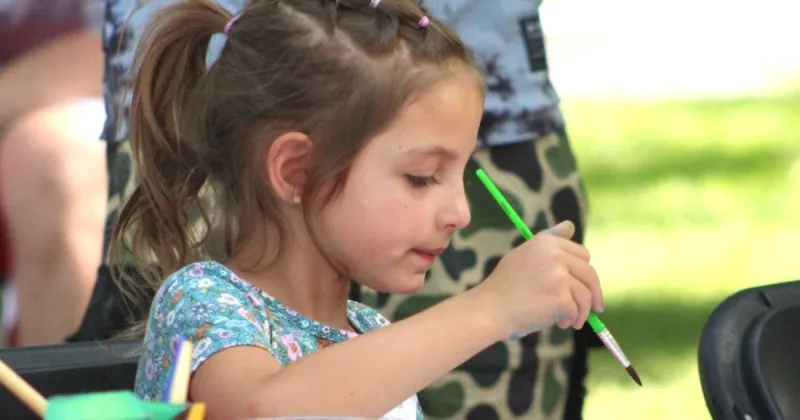 Kids Art in Park, Ice Cream Funday rule at City Park