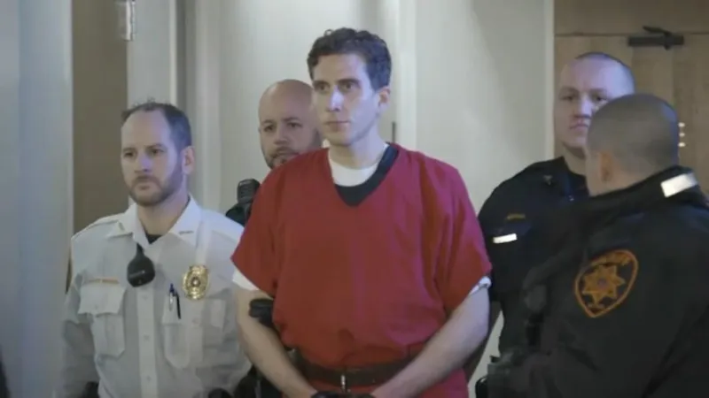Idaho murders suspect agrees to be extradited