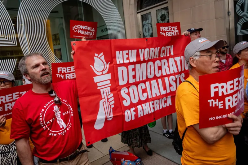 CNN Poll: A third of Democrats now identify as democratic socialists