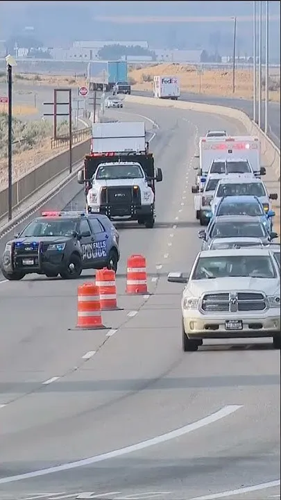 3 people dead, 5 injured in shooting near In-N-Out as shoppers run for safety (Video)