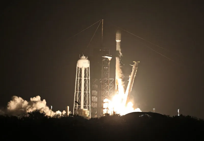 A SpaceX rocket is about to crash into the moon