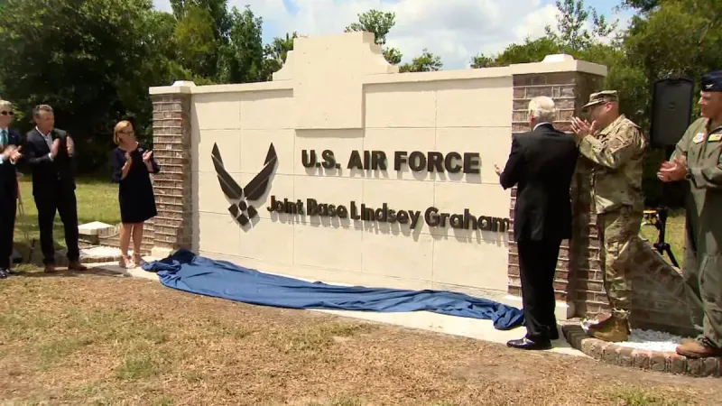 Hegseth pushes for Pentagon funding during renaming of military base after Lindsey Graham