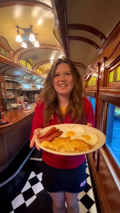 Oscar Mayer Wienermobile food items at Franks Diner! (Video)